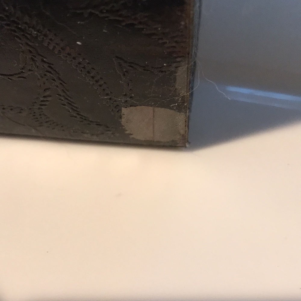 Small Chest - Picture 6 of 16